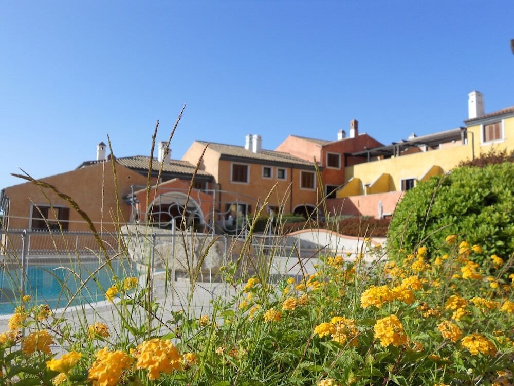 Residence Borgo Punta Villa