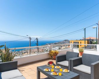 Casa dos Vinhos by Atlantic Holiday - Senhora do Rosário - Balcón