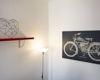 Easylife - Milano - Crema 15 - Porta Romana - Milão