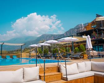 The Luxury Shelters - Kaş - Pool