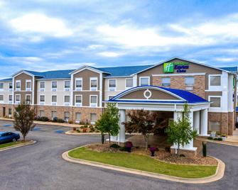 Holiday Inn Express Hotel & Suites Clarksville, An IHG Hotel - Clarksville - Building