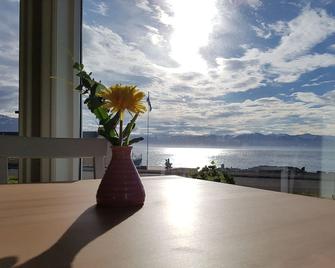 Grenivik Guesthouse - Grýtubakkahreppur - Balcón