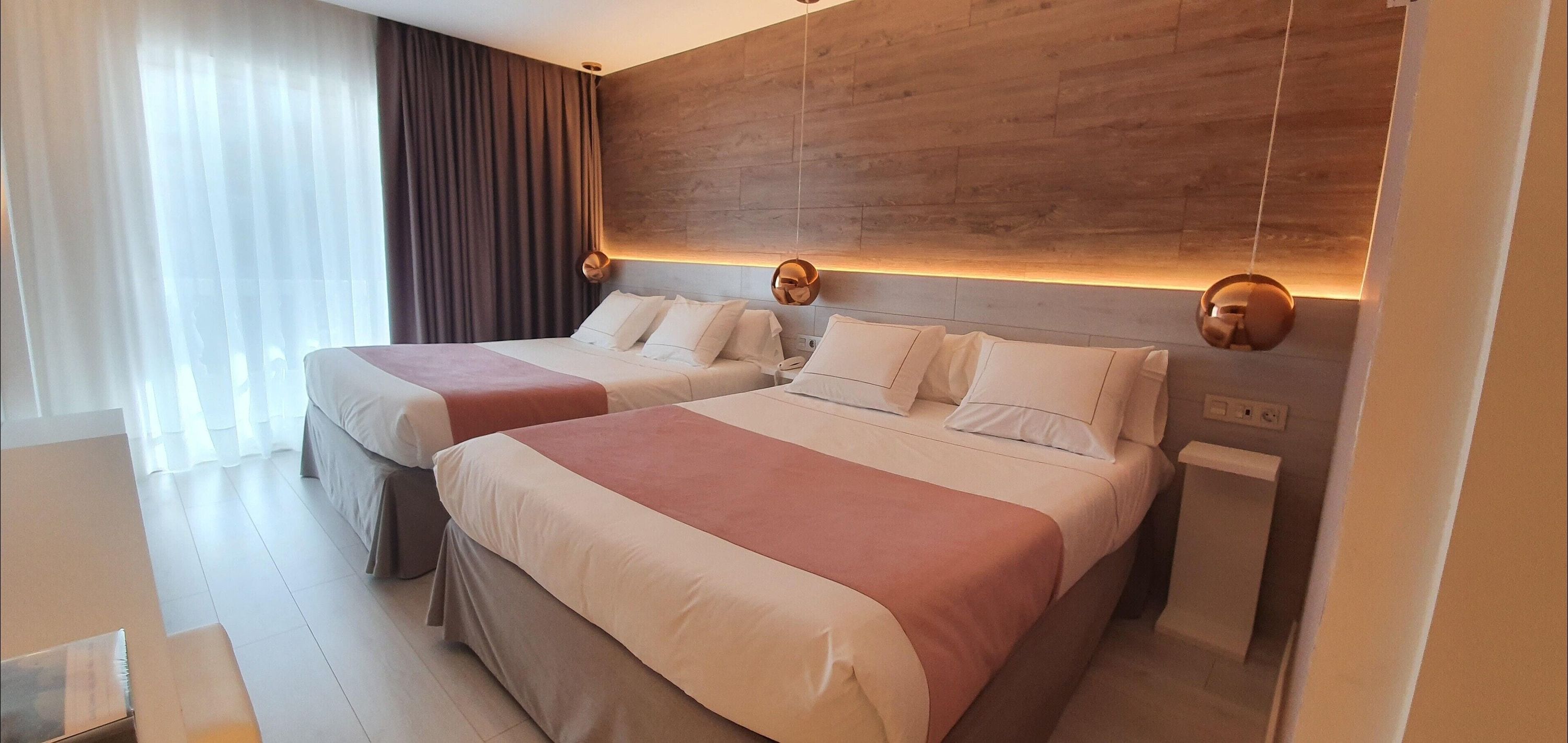 Hotel Bernat II - קאללה - חדר שינה