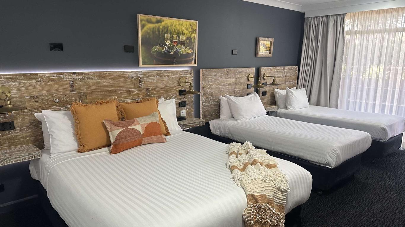 Ibis Styles Orange