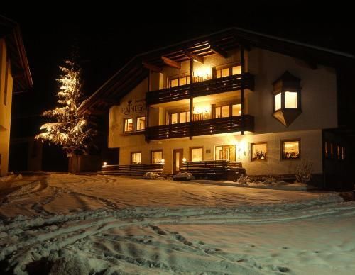 Hotel Rainegg - ואלדאורה - בניין