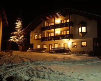 Hotel Rainegg - Valdaora - Building