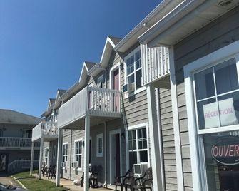 Hotel-Motel Le Panorama - Perce - Edificio