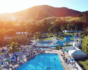 Hotel Fazenda M1 - Aguas de Lindoia - Havuz