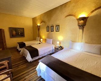 Nass Casa Del Aguila - Cuenca - Bedroom
