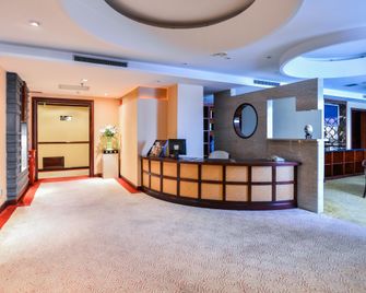 Ying Yuan Hotel - שנחאי - דלפק קבלה