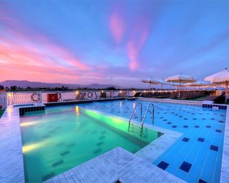 Steigenberger Minerva Nile Cruise - Every Thursday from Luxor for 07 & 04 Nights - Every Monday From Aswan for 03 Nights - Louxor - Piscine