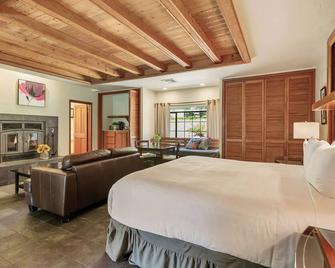 Sonoma Coast Villa - Bodega - Habitación