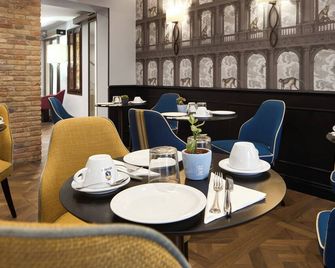 فندق دو بوتسي - البندقية - مطعم