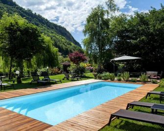 Hotel Calvi-Ristorante Mainor - Vittorio Veneto - Piscina