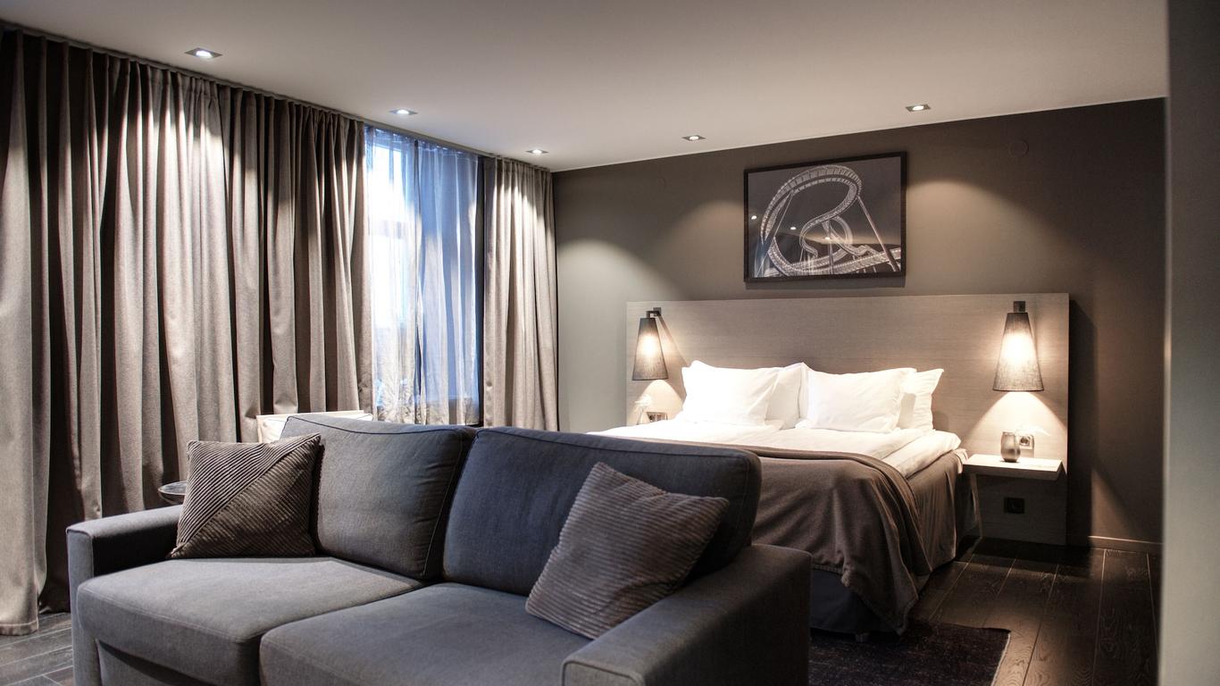 The Lamp Hotel
