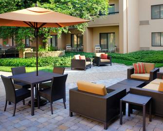 Courtyard by Marriott Lexington North - Lexington - Patio