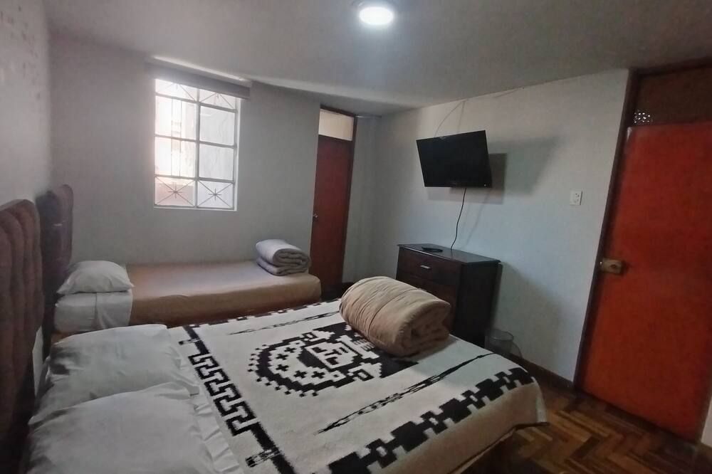 El Monarca Aqp