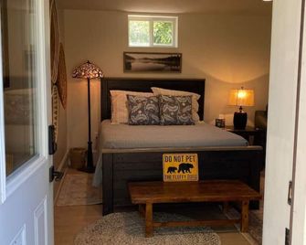 The Bears Den at La Soledad - Harpers Ferry - Bedroom