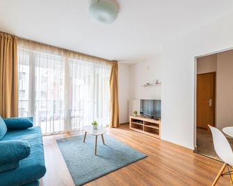 نوفا أبارتمنتس - بودابست - غرفة معيشة