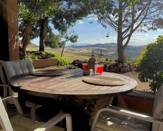 Cozy Cottage on Spanish ranch - Villanueva de la Concepcion - Patio