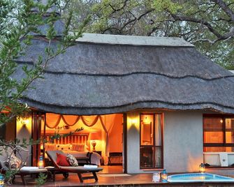 Imbali Safari Lodge - Clare