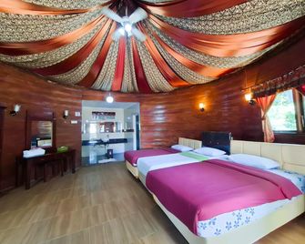 Green Valley Resort Bandungan - Bandungan - Schlafzimmer