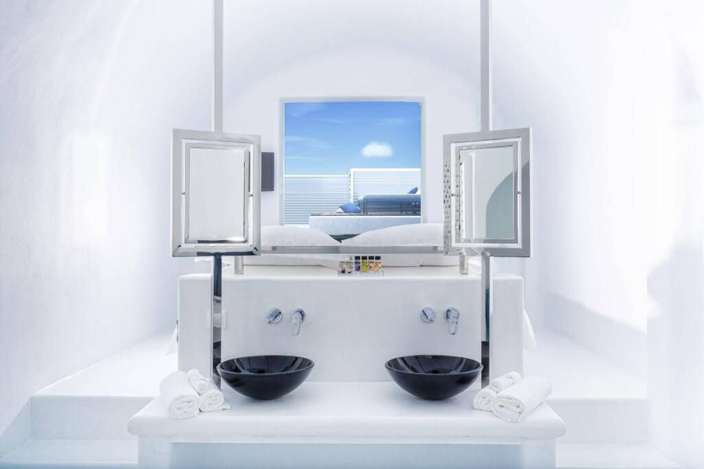 Oia Collection Boutique Suites - أويا - وسائل راحة في الغرف
