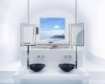Oia Collection Boutique Suites - Oia - Zimmerausstattung