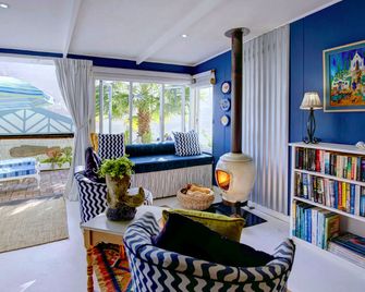 Moontide Riverside Lodge - Wilderness