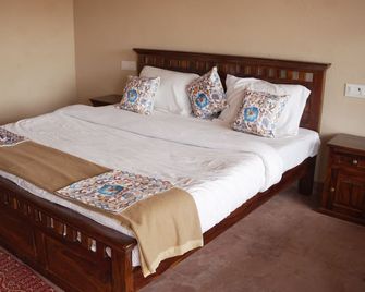 Bikaner Desert Camp and Resort - Bikaner - Bedroom