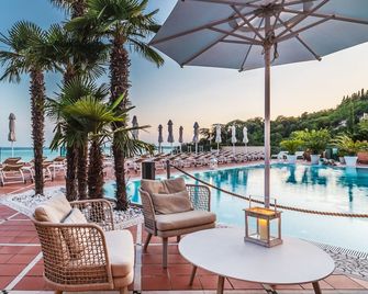 Madrigale Panoramic Lifestyle & Soulful Hotel - Costermano