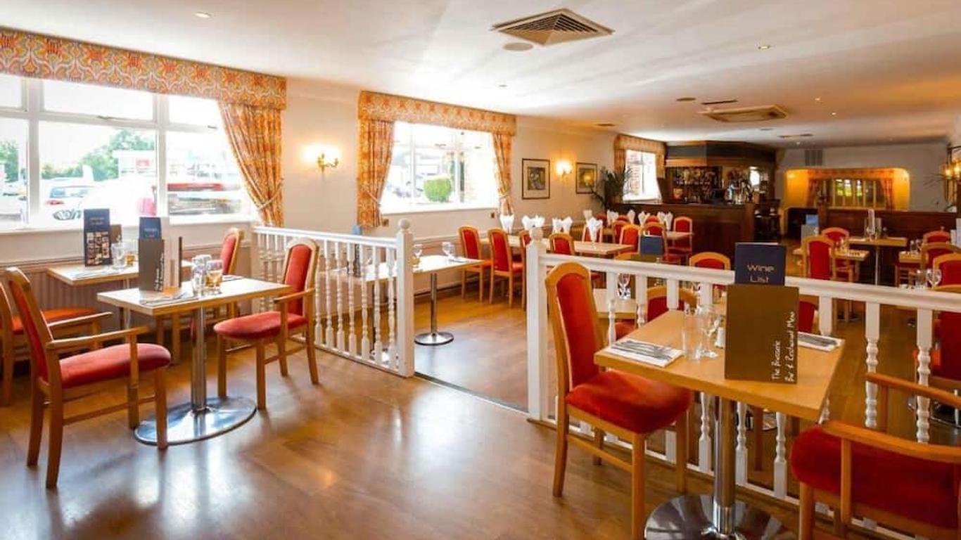 Consort Hotel