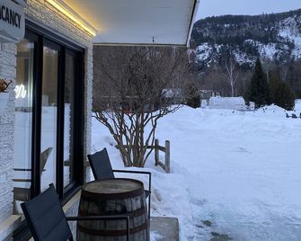 McCauley's Havilland Bay - Goulais River - Accueil