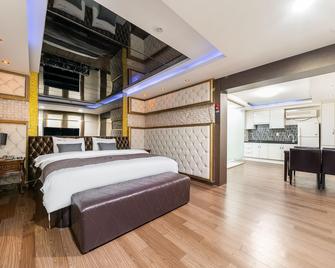 Sokcho Neukkim - Sokcho - Bedroom