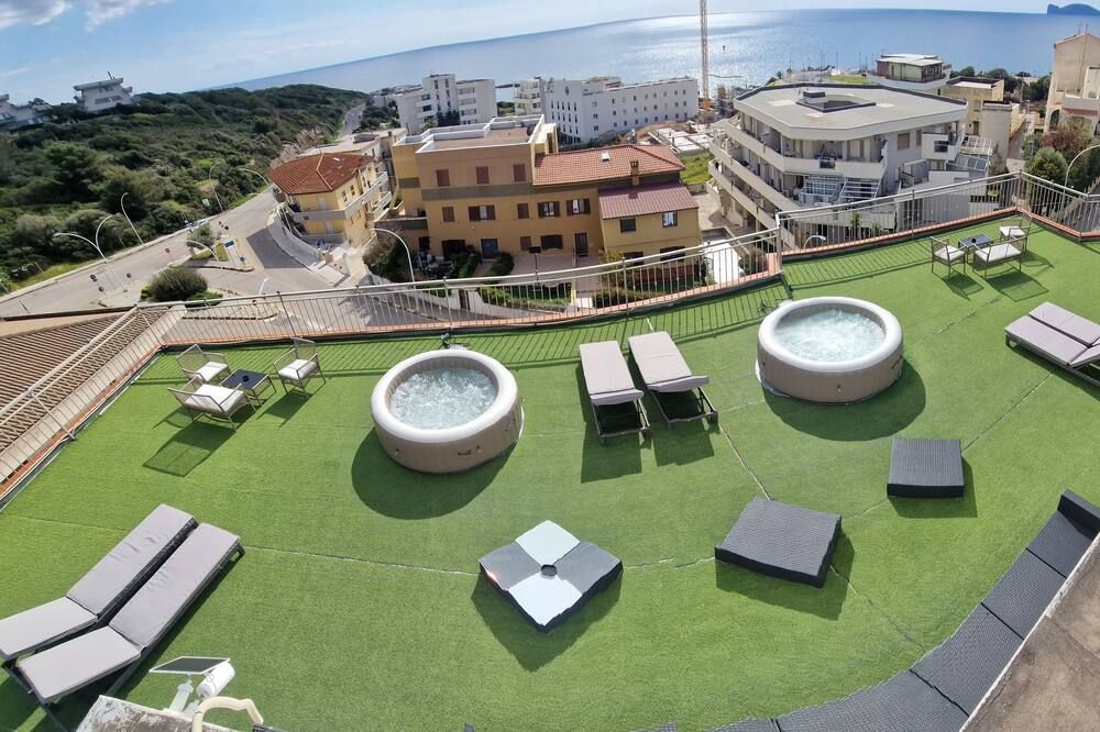 هوتل فيلا بيراس - الغيرو - شرفة