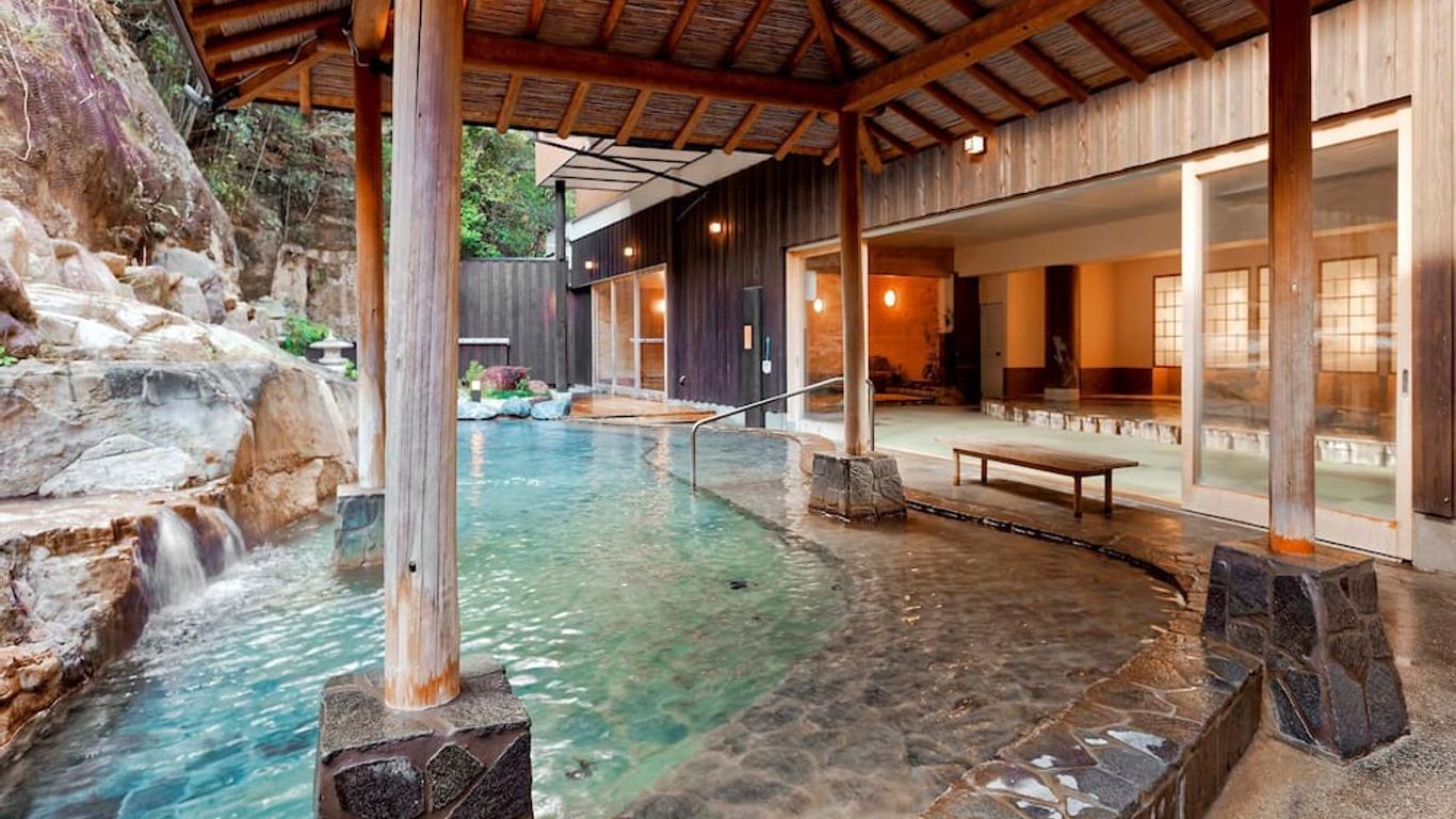 Ooedo Onsen Monogatari Premium Shirahama Saichoraku