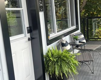 Inn On The Bench - Lincoln - Patio