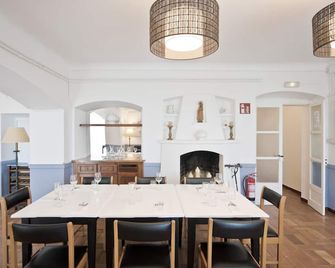 Hostal la Salut de Terrades - Terrades - Comedor