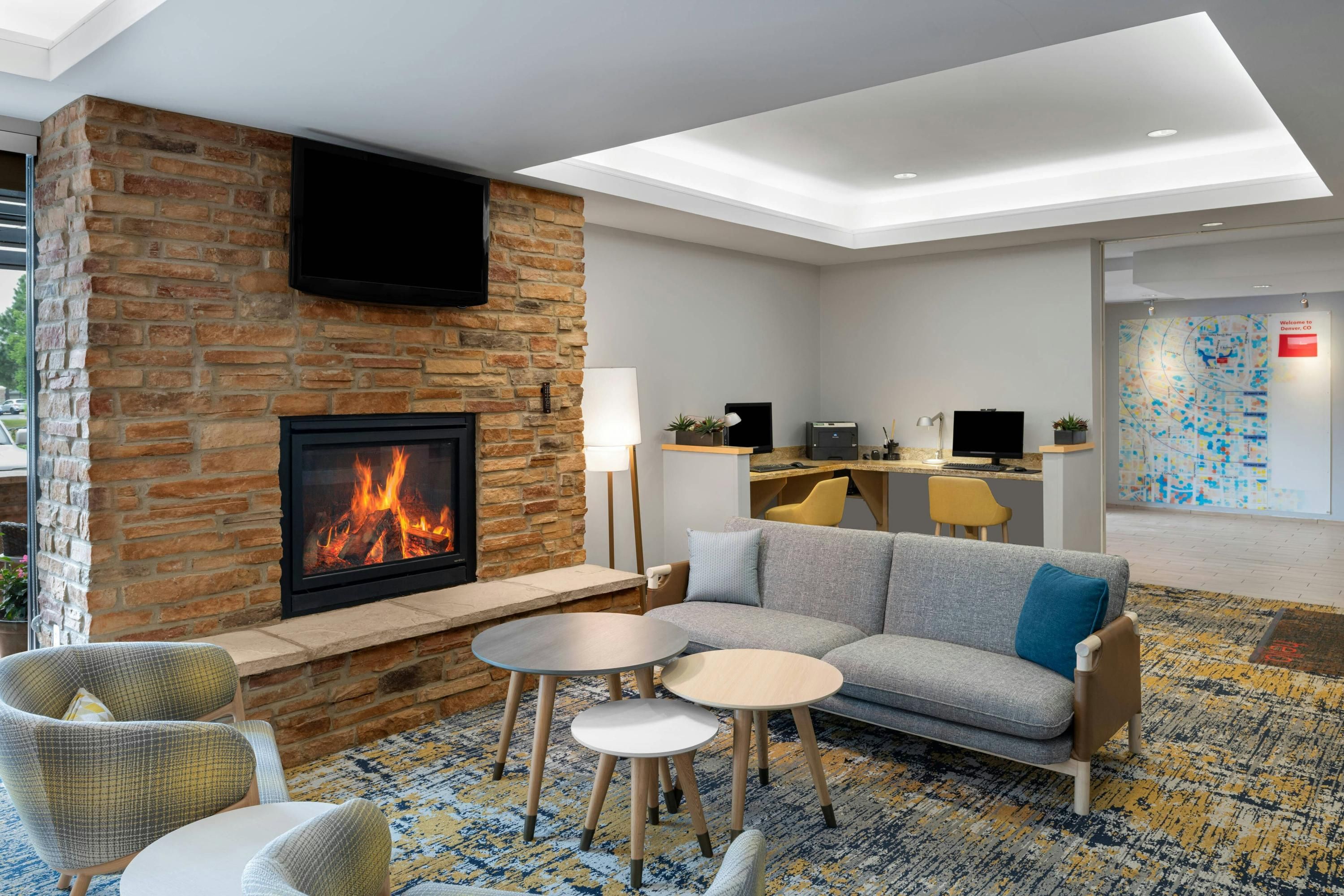 تاونبليس سويتس باي ماريوت دنفر إيربورت - دنفر (كولورادو) - غرفة معيشة