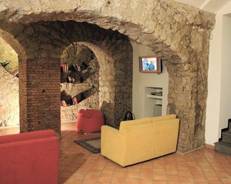 Caravaggio Hotel - Naples - Salon