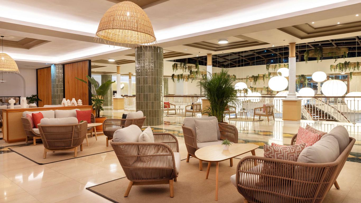 Be Live Experience La Niña