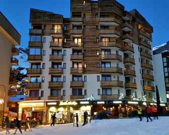 In the heart of Val Thorens, ideal family studio for 4 people, facing south - Les Belleville - Gebouw