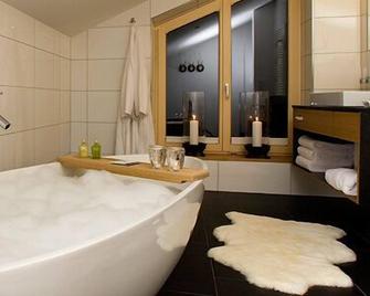 阿爾盆羅斯公寓酒店 - 而奧 - 奧（福拉爾貝格州） - 浴室