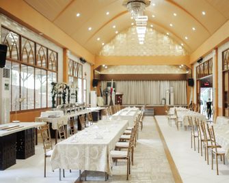 Panda Tea Garden Suites - Tagbilaran - Restaurant