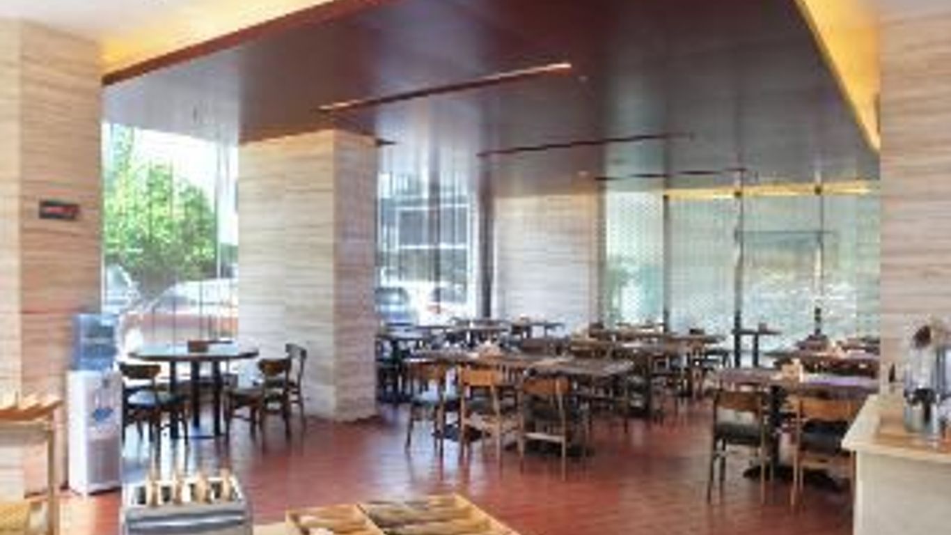 Guangzhou Shi Liu Hotel