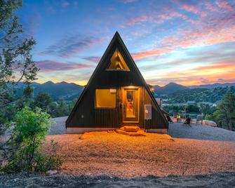 Cozy Aframe Cabin Zen Near Zion - Glendale - Edificio