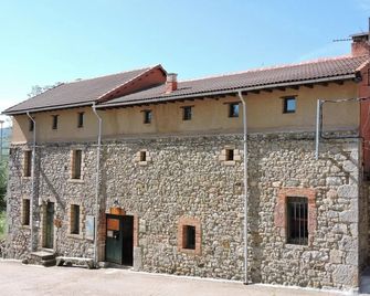 Albergue Valle de Arbas - Cubillas de Arbas - Bâtiment
