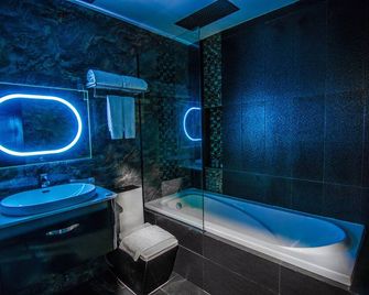 Eloisa Royal Suites - Lapu-Lapu City - Baño