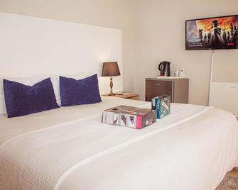 Amabwe Guesthouse - Grahamstown - Schlafzimmer