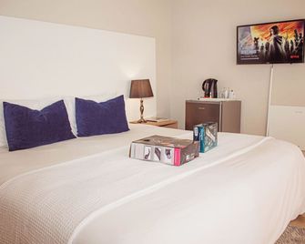 Amabwe Guesthouse - Grahamstown - Habitación